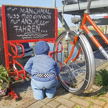 Strandvilla * Тиссов