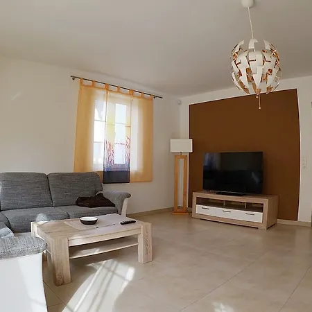 Strandvilla * Тиссов